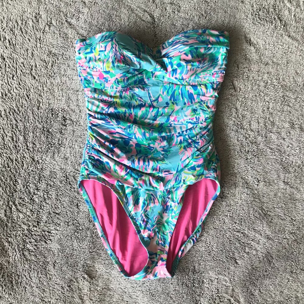 Lilly Pulitzer Women's One-piece Swimsuit Size 8